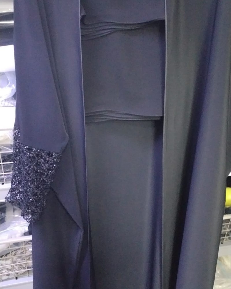 مشلح حرير اسود كم شبك