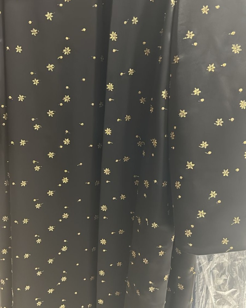 عبايه كم كلوش دبل ستان اسود مطرز نجوم