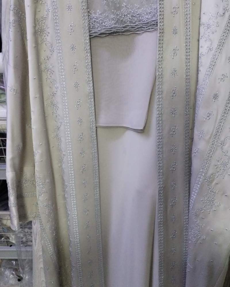 مشلح دبل ستان فضي مطرز