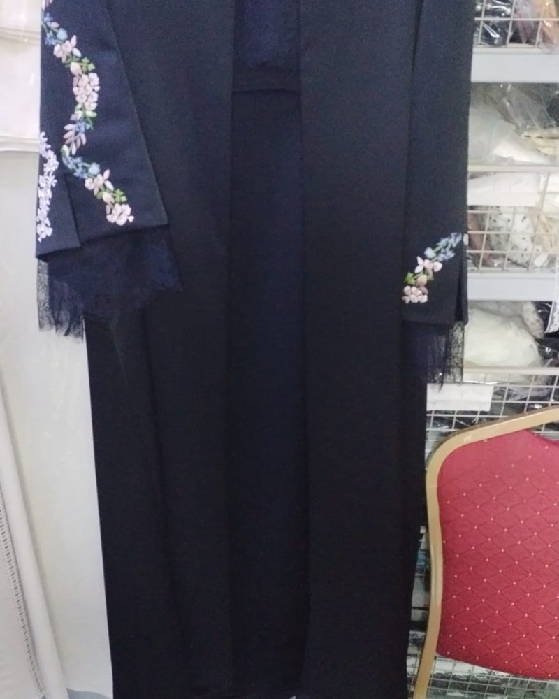 جاكيت دبل ستان اسود تطريز كريستال وورود الوان