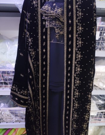 مشلح مخمل اسود مطرز ذهبي