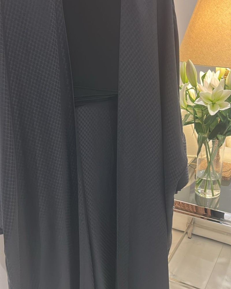 مشلح حرير جاكار تويت اسود