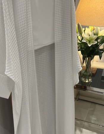 مشلح حرير جاكار تويت ابيض