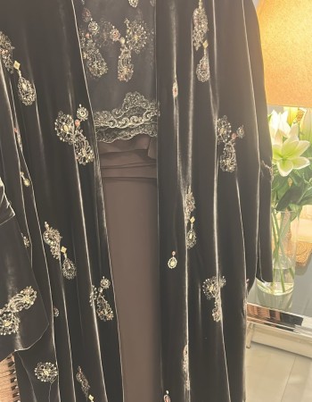 مشلح بني تطريز ذهبي بانوهات