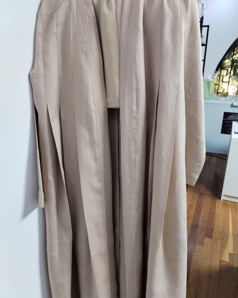 عبايه لنن بني فاتح