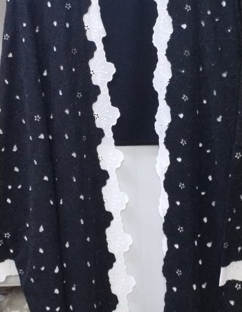 مشلح جاكار ابيض واسود مخرم