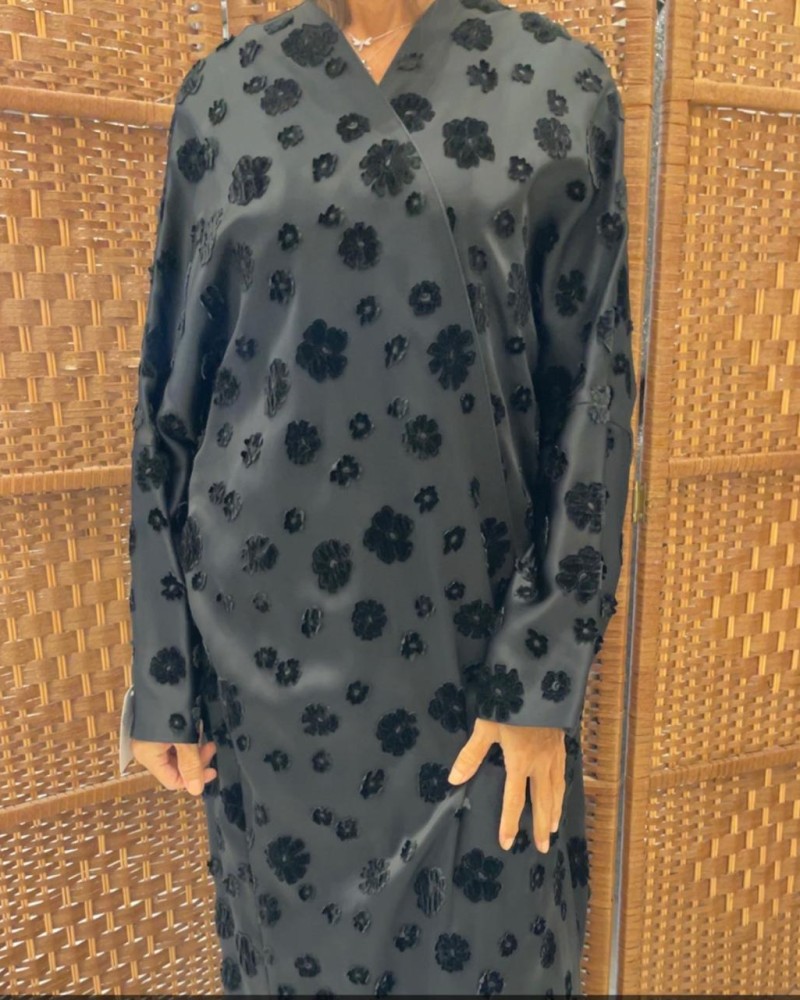 مشلح دبل ستان مطرز ورد مخمل - اسود