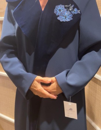 جاكيت كريب كحلي فرنسي لياقه مخمل مع ورده