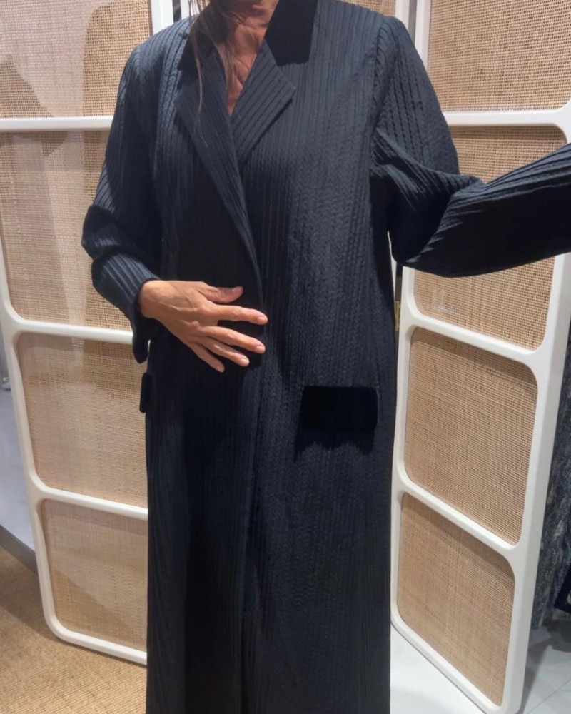 جاكيت قطن مكرمش  -عادي - لياقه مخمل وجيوب مخمل - اللون-اسود/M