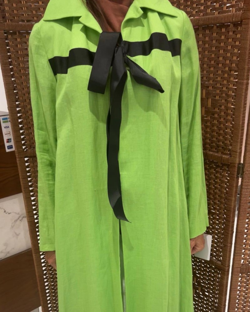 عبايه لنن فسفوري شريطه اسود