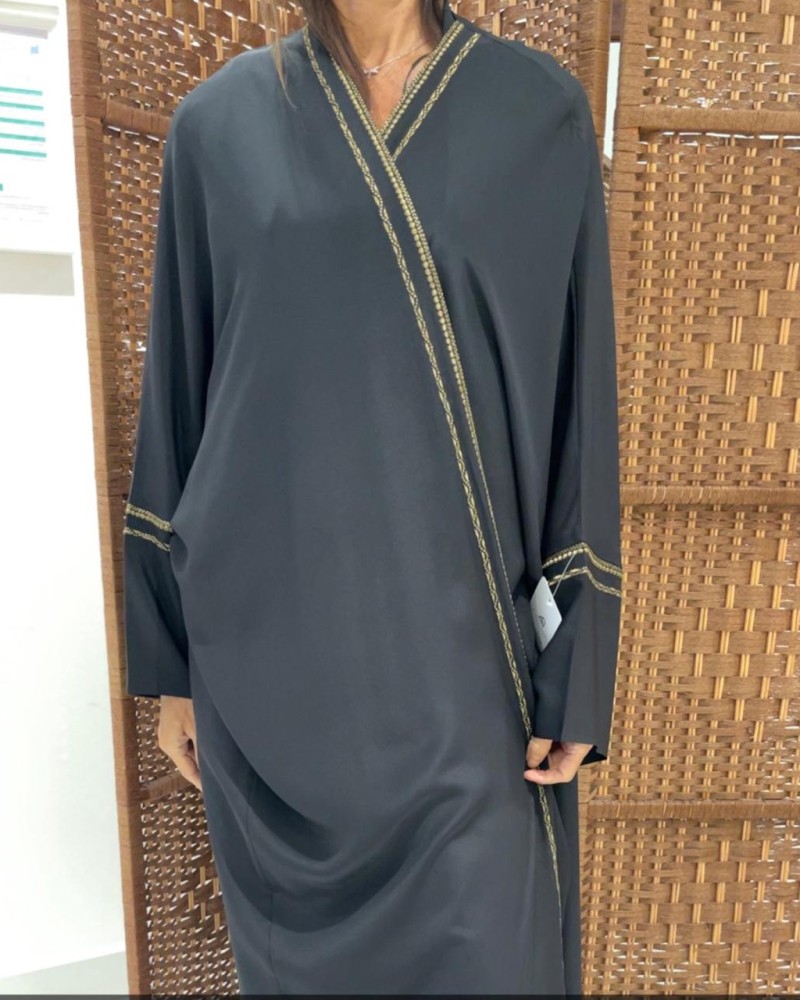 مشلح حرير دوشين اسود تطريز ذهبي خطين