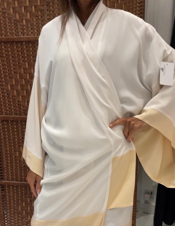 عبايه كيمونو حرير دوشين سكري وبيج