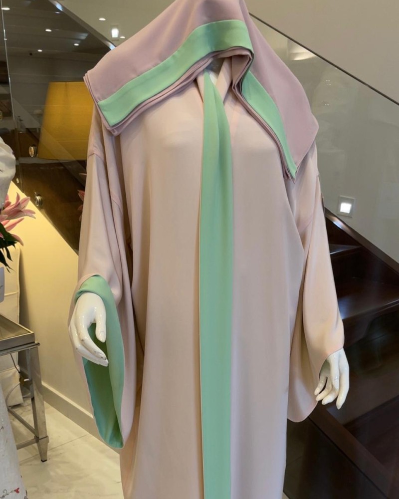 عبايه كيمونو  دبل كريب بينك وفستقي.