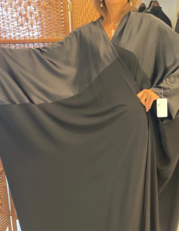 مشلح حرير اسود مع ستان